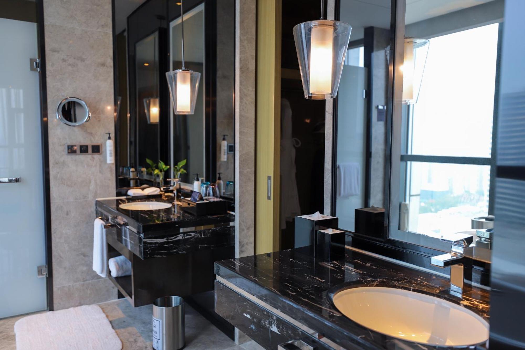 Wanda Realm Jiangmen Hotel Ngoại thất bức ảnh